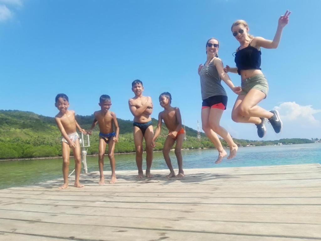 Js House View Hostel Karimunjawa Εξωτερικό φωτογραφία