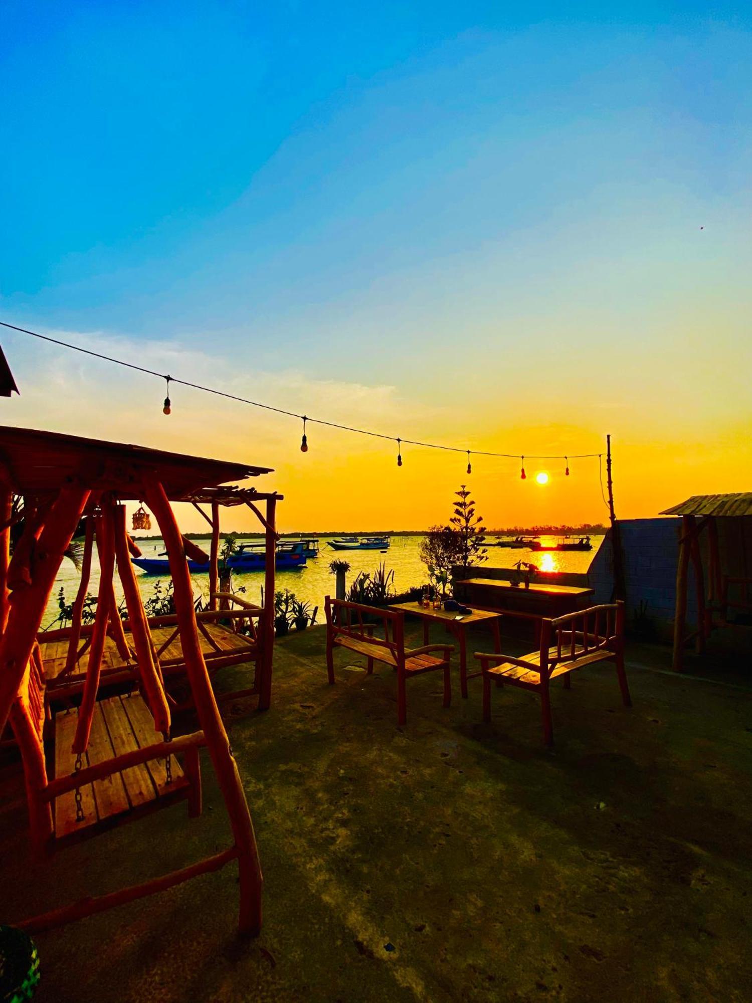 Js House View Hostel Karimunjawa Εξωτερικό φωτογραφία