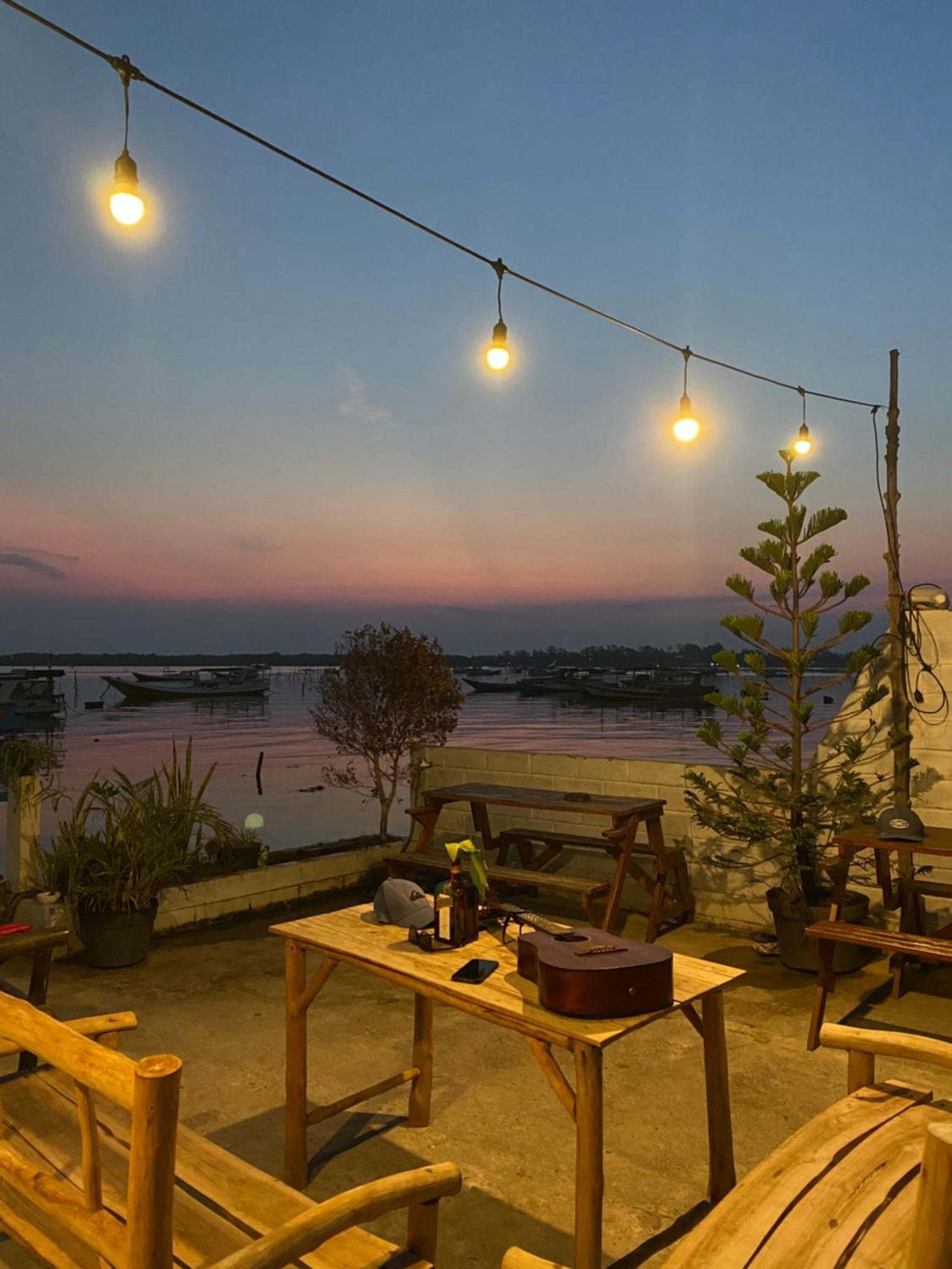 Js House View Hostel Karimunjawa Εξωτερικό φωτογραφία